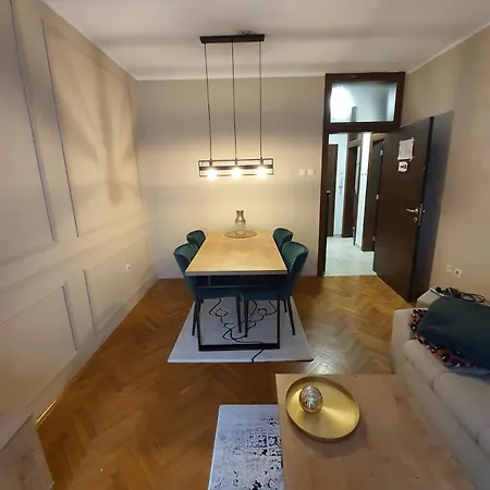 アパート Aurora *